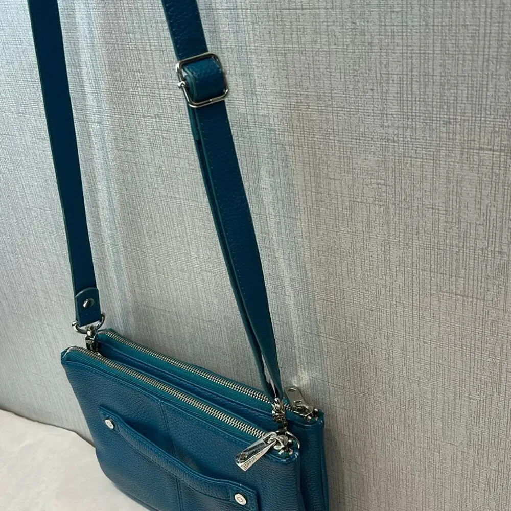 thirty-one Jewell Street Style Purse Crossbody Teal Turquoise Small Adjustable S